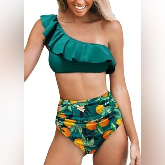 NWT Ruffled Bikini - Picture 4 of 4